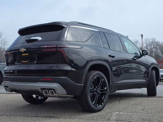 2026 Mosaic Black Metallic Chevrolet Traverse LT AWD SUV