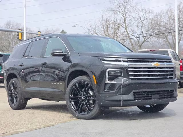 2026 Mosaic Black Metallic Chevrolet Traverse LT AWD SUV