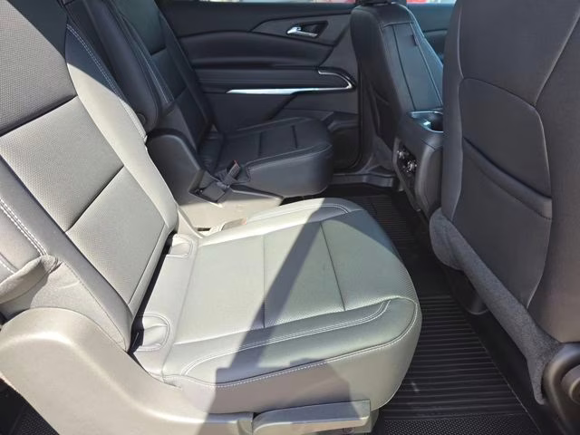 2026 Radiant Red Tintcoat Chevrolet Traverse LT AWD SUV