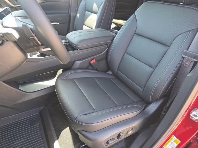 2026 Radiant Red Tintcoat Chevrolet Traverse LT AWD SUV