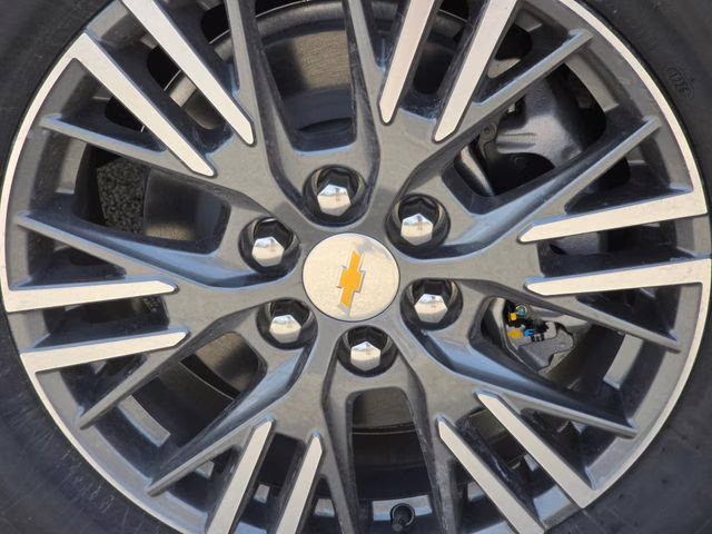 2026 Sterling Gray Metallic Chevrolet Traverse LT AWD SUV