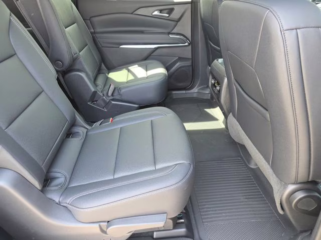 2026 Sterling Gray Metallic Chevrolet Traverse LT AWD SUV