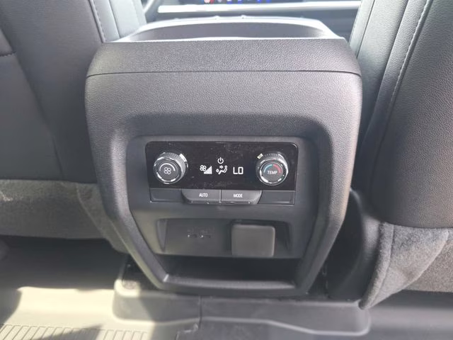 2026 Sterling Gray Metallic Chevrolet Traverse LT AWD SUV