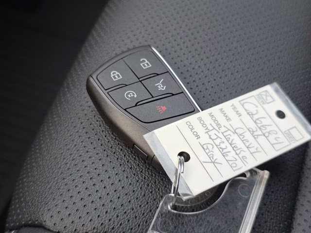 2026 Sterling Gray Metallic Chevrolet Traverse LT AWD SUV