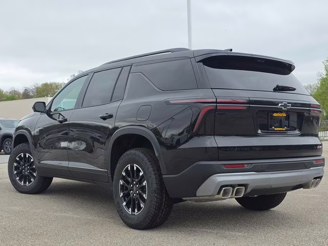 2026 Mosaic Black Metallic Chevrolet Traverse Z71 AWD SUV
