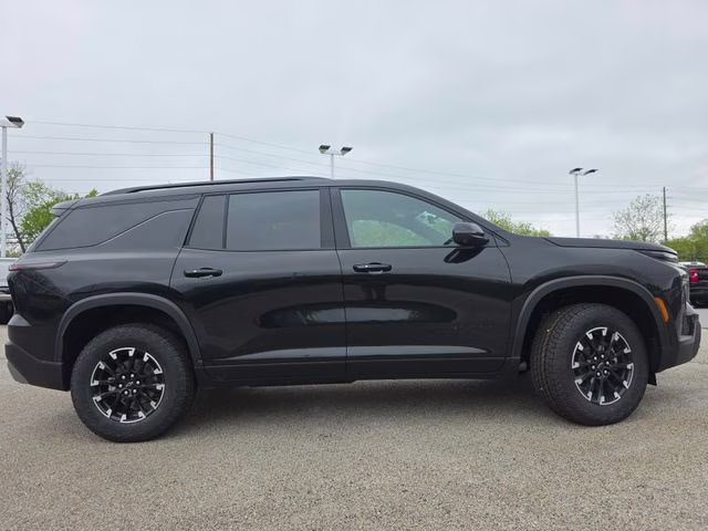 2026 Mosaic Black Metallic Chevrolet Traverse Z71 AWD SUV