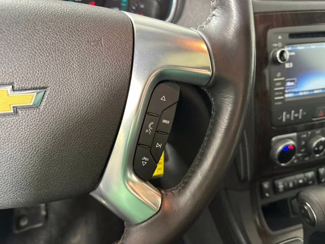 2017 Mosaic Black Metallic Chevrolet Traverse Premier FWD SUV