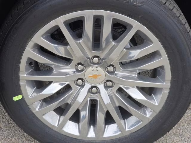 2026 Polar White Tricoat Chevrolet Suburban Premier 4X4 SUV