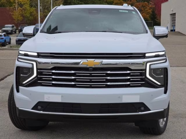 2026 Polar White Tricoat Chevrolet Suburban Premier 4X4 SUV