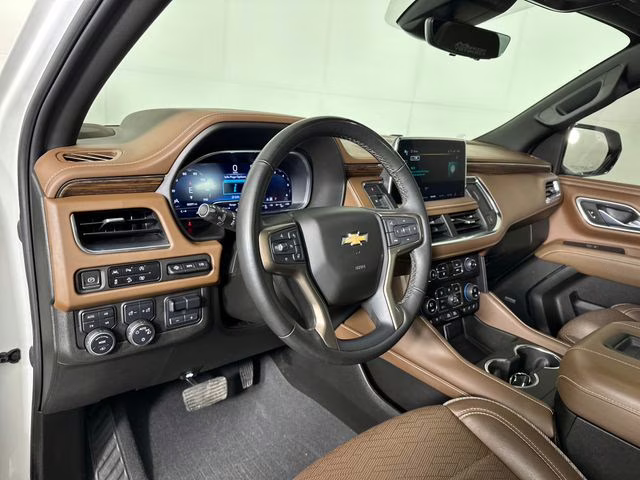 2023 Iridescent Pearl Tricoat Chevrolet Tahoe High Country 4X4 SUV