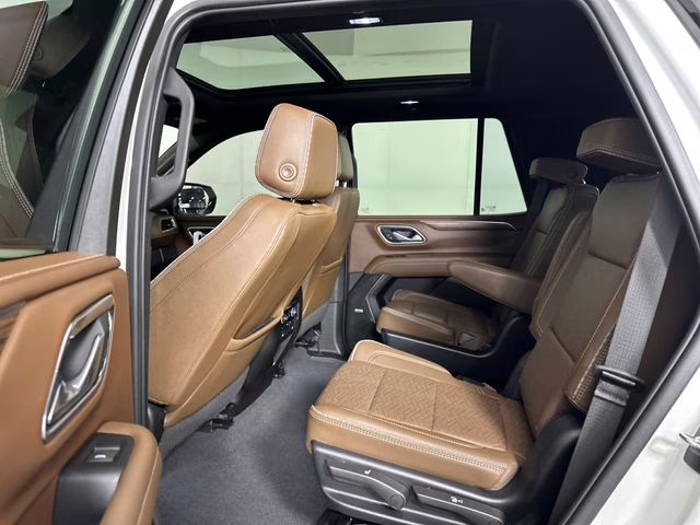 2023 Iridescent Pearl Tricoat Chevrolet Tahoe High Country 4X4 SUV