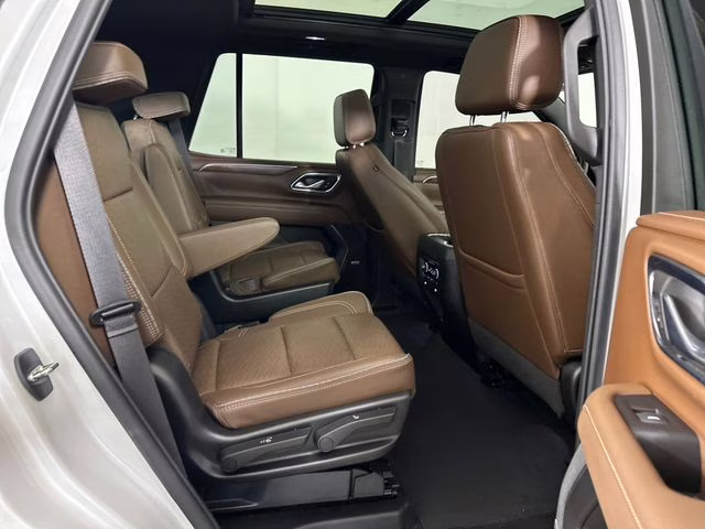 2023 Iridescent Pearl Tricoat Chevrolet Tahoe High Country 4X4 SUV