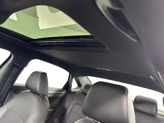 2021 Deep Black Volkswagen Passat 2.0T R-Line FWD Sedan