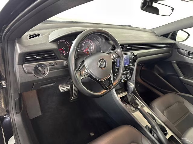 2021 Deep Black Volkswagen Passat 2.0T R-Line FWD Sedan