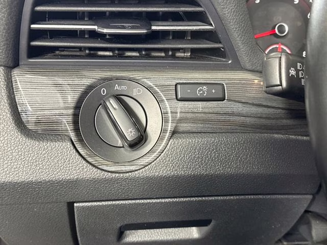 2021 Deep Black Volkswagen Passat 2.0T R-Line FWD Sedan