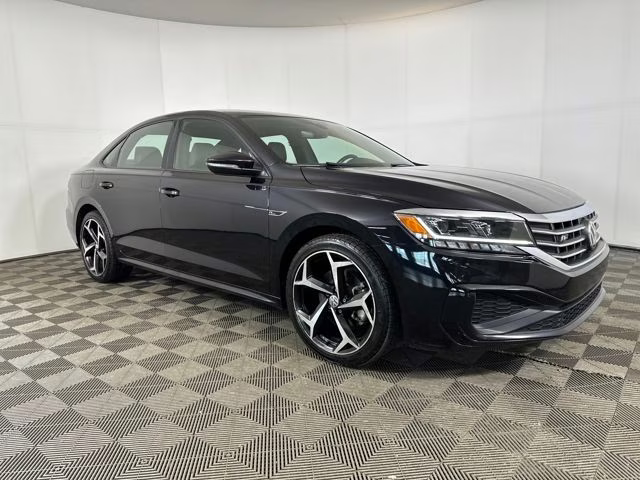 2021 Deep Black Volkswagen Passat 2.0T R-Line FWD Sedan
