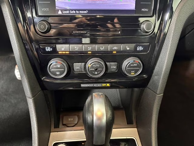2021 Deep Black Volkswagen Passat 2.0T R-Line FWD Sedan