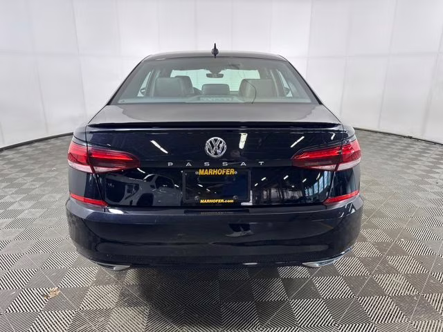 2021 Deep Black Volkswagen Passat 2.0T R-Line FWD Sedan