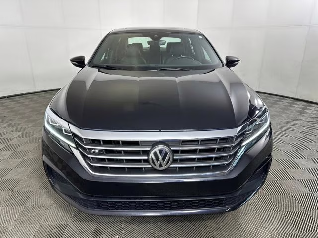 2021 Deep Black Volkswagen Passat 2.0T R-Line FWD Sedan