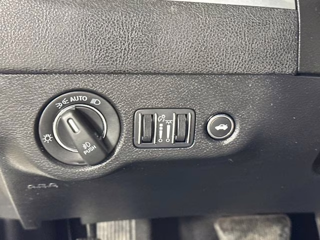 2022 Silver Mist Clearcoat Chrysler 300 Touring AWD Sedan