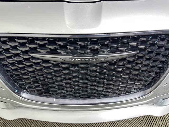 2022 Silver Mist Clearcoat Chrysler 300 Touring AWD Sedan