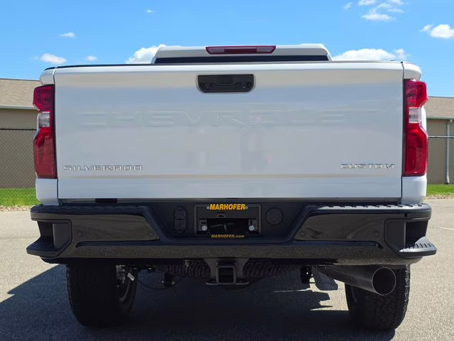 2026 Summit White Chevrolet Silverado 2500HD Custom 4X4 Truck