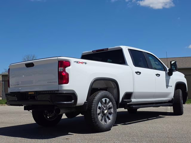 2026 Summit White Chevrolet Silverado 2500HD Custom 4X4 Truck
