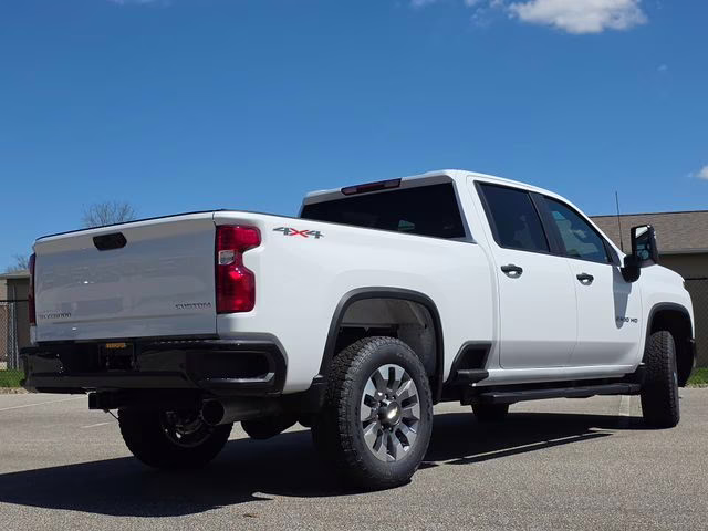 2026 Summit White Chevrolet Silverado 2500HD Custom 4X4 Truck