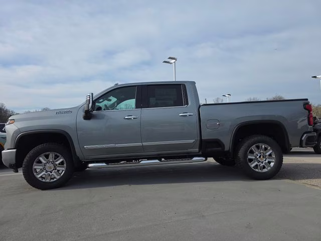 2026 Sterling Gray Metallic Chevrolet Silverado 2500HD High Country 4X4 Truck