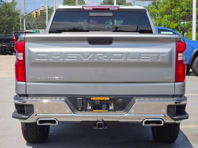 2025 Sterling Gray Metallic Chevrolet Silverado 1500 LT 4X4 Truck