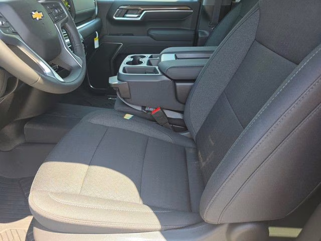 2025 Sterling Gray Metallic Chevrolet Silverado 1500 LT 4X4 Truck
