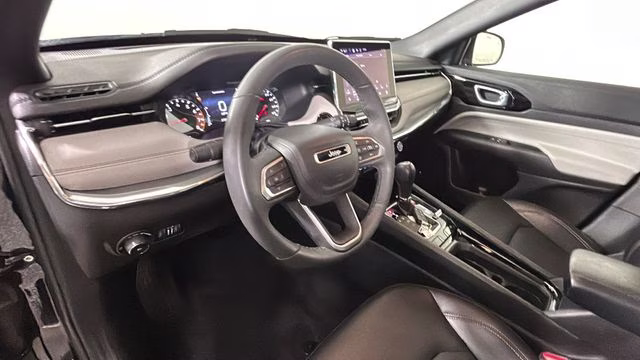 2024 Diamond Black Crystal Pearlcoat Jeep Compass Limited 4X4 SUV