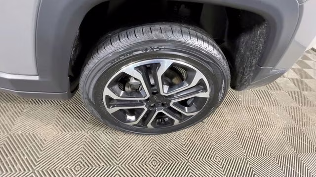 2024 Sting-Gray Clearcoat Jeep Compass Limited 4X4 SUV