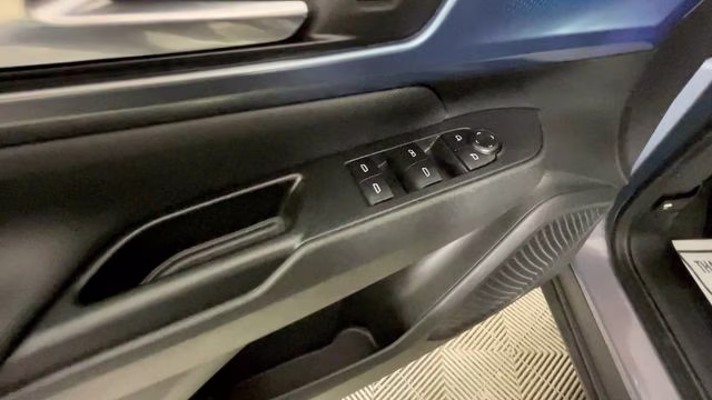 2025 Galaxy Gray Metallic Chevrolet Equinox EV LT FWD SUV