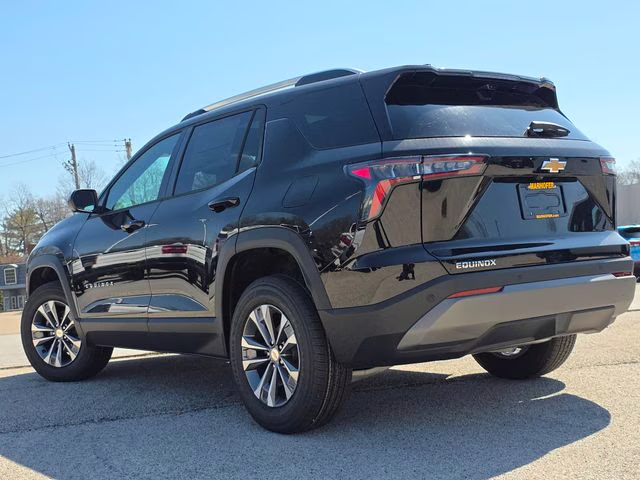 2026 Mosaic Black Metallic Chevrolet Equinox LT FWD SUV