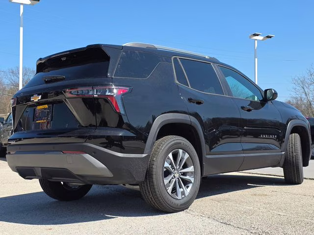 2026 Mosaic Black Metallic Chevrolet Equinox LT FWD SUV