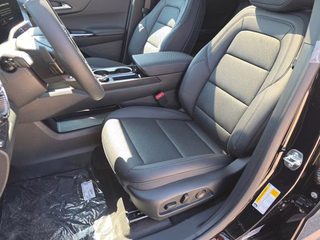 2026 Mosaic Black Metallic Chevrolet Equinox LT FWD SUV