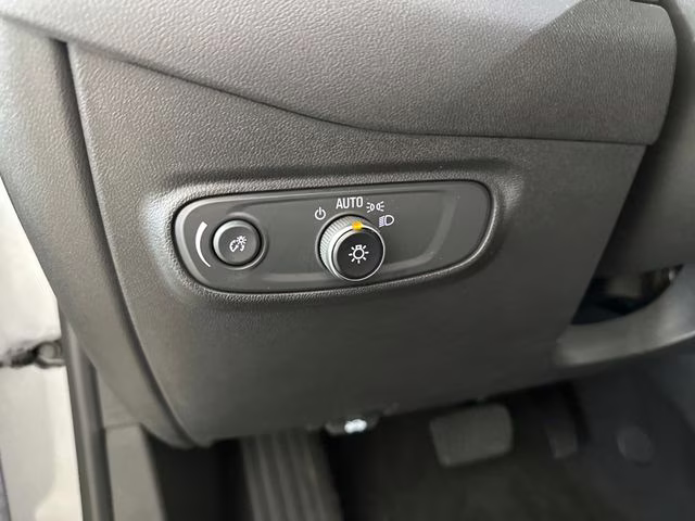 2024 Sterling Gray Metallic Chevrolet Equinox LT FWD SUV
