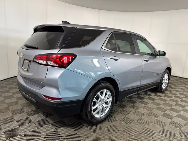 2024 Sterling Gray Metallic Chevrolet Equinox LT FWD SUV