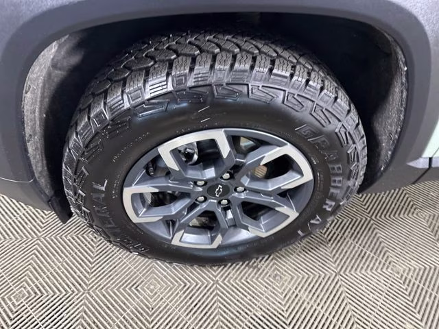 2025 Cacti Green Chevrolet Equinox ACTIV FWD SUV