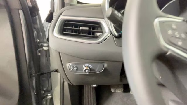 2024 Sterling Gray Metallic Chevrolet Equinox LT FWD SUV