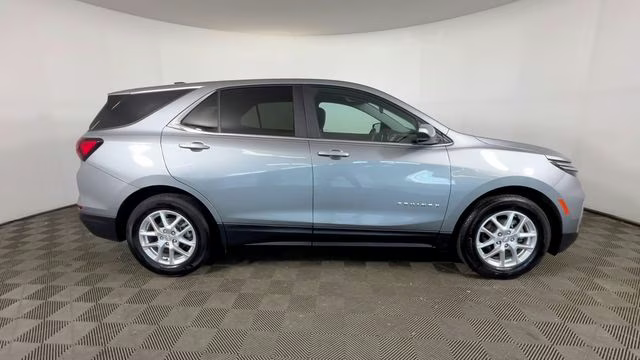 2024 Sterling Gray Metallic Chevrolet Equinox LT FWD SUV