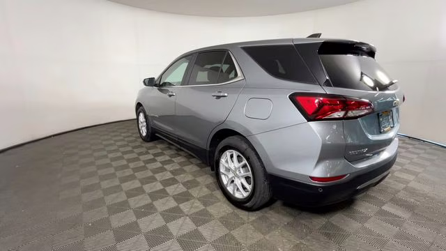 2024 Sterling Gray Metallic Chevrolet Equinox LT FWD SUV