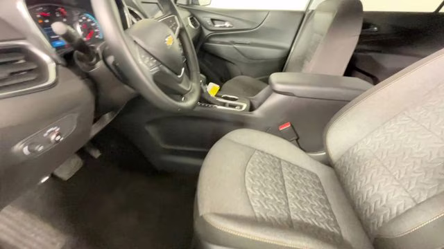 2024 Lakeshore Blue Metallic Chevrolet Equinox LT FWD SUV
