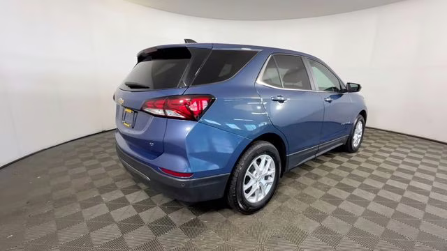 2024 Lakeshore Blue Metallic Chevrolet Equinox LT FWD SUV