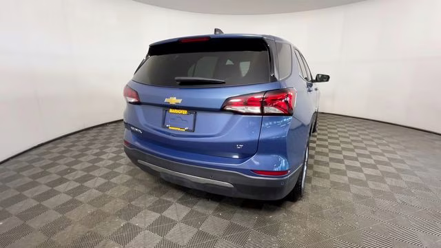 2024 Lakeshore Blue Metallic Chevrolet Equinox LT FWD SUV