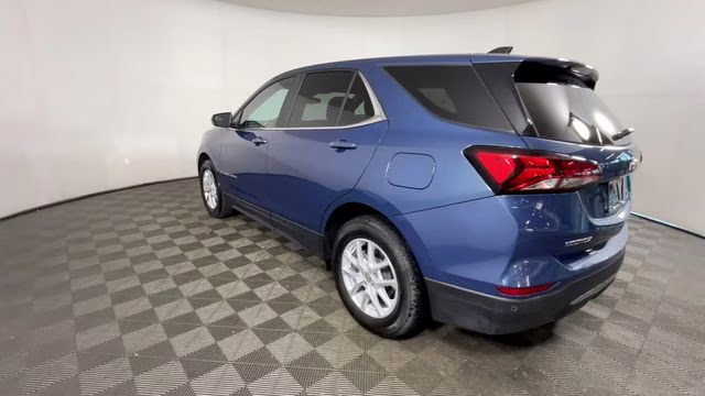 2024 Lakeshore Blue Metallic Chevrolet Equinox LT FWD SUV