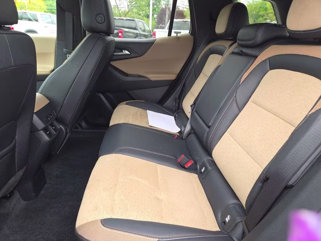 2026 Polar White Tricoat Chevrolet Equinox ACTIV FWD SUV