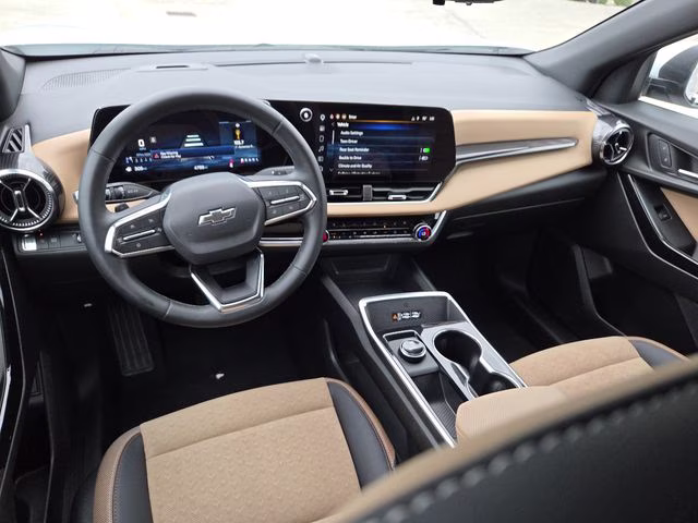 2026 Polar White Tricoat Chevrolet Equinox ACTIV FWD SUV