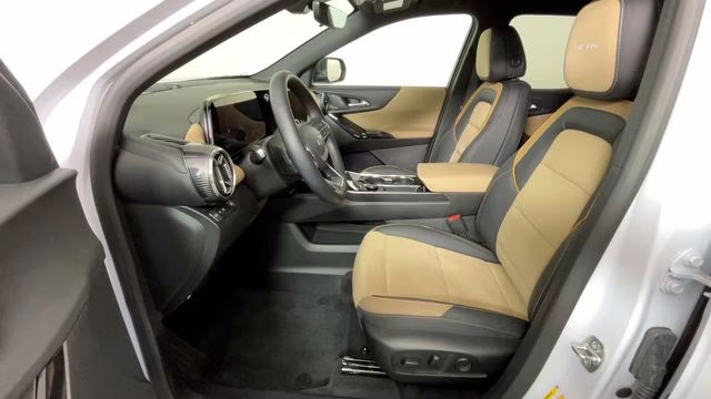 2026 Polar White Tricoat Chevrolet Equinox ACTIV FWD SUV